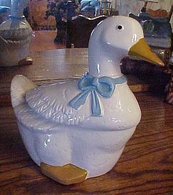 Cute little white duck ceramic cookie jar