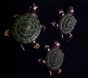 Vintage set of three green turtle scatter pins