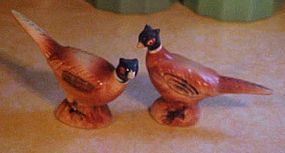 Vintage Japan ceramic Pheasants salt and pepper shakers