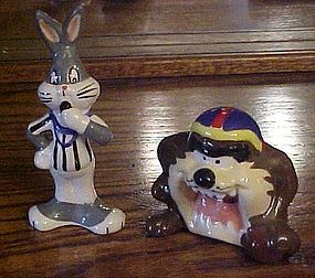 Football Bugs Bunny and Taz  ceramic s&p shakers