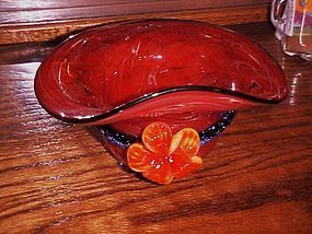 Red Hat Ladies Blown Art Glass red hat bowl w flower