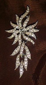 Vintage 1960s Sarah Coventry Evening Accent pin/pendant