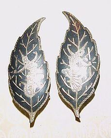 Vintage Siam Sterling leaf earrings with dancers