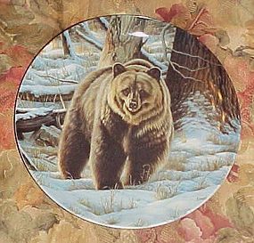 Wild and Free Canada's Big Game series plate, The Grizzley Bear MIB