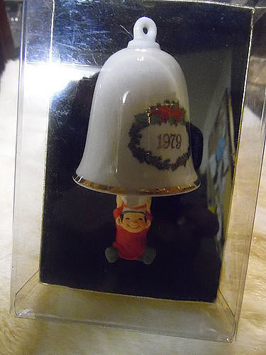 Hallmark Tree trimmer collection ast bellringer 1979 bell ornament