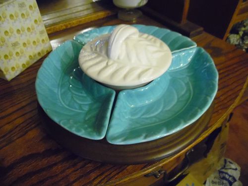 California USA 709 turquoise and white retro lazy susan set