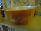 PYREX Dish-Uncovered-Butterfly Gold Flower Ovenware 2.5