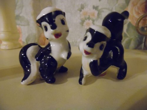 Vintage Japan Bone china skunk salt and pepper shakers