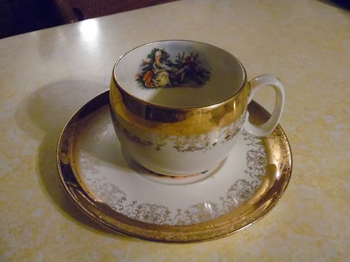Sabin Crest O Gold cup and saucer