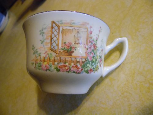 W.S. George Breakfast Nook pattern canarytone cup