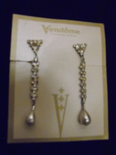 Vintage Vendome dangle rhinestone and pearl earrings clip back