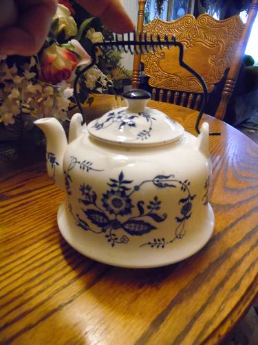 Blue onion danube nordic ceramic decorative teapot