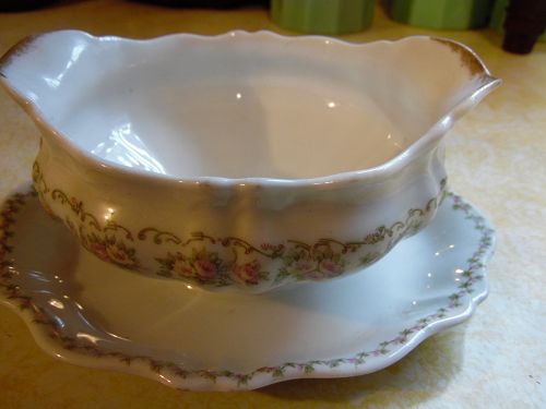 O.P. Co. Syracuse pink flowers SY52 gravy boat with liner circa 1910