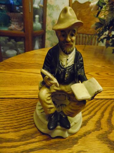 Homco style Man with book and quill pen bisque porcelain