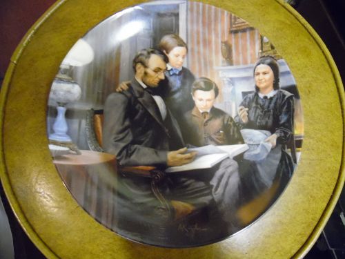 Knowles The Family Man  collector Plate Abraham Lincoln box & coa