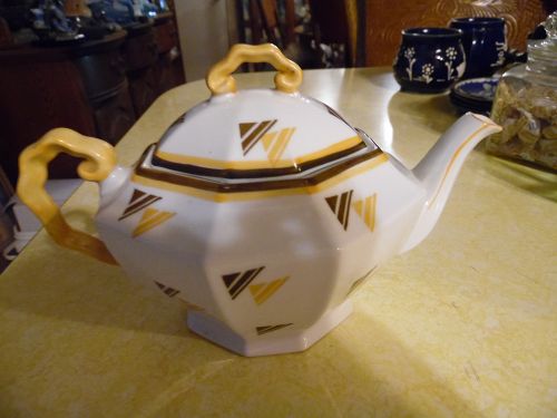 Vintage ME Bavaria porcelain oval octagon teapot
