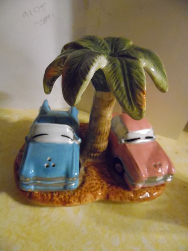 Classic cars and palm tree salt and pepper shakers