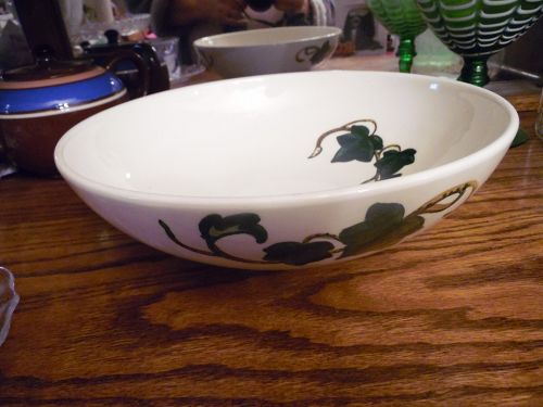 Metlox Poppytrail California Ivy large 11.25 serving bowl