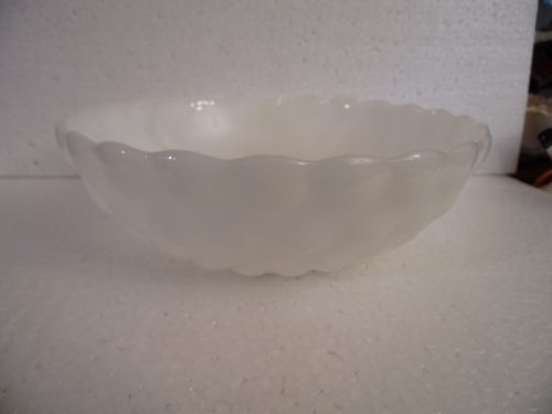 Anchor Hocking milk glass Bubble serving bowl