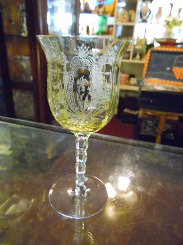 TIffin La Fleure Mandarin wine glass with RARE stem 15063