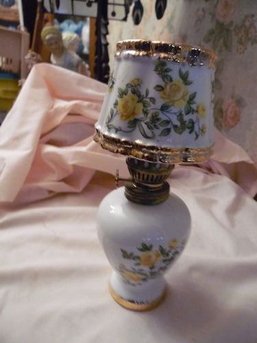 Kelvins vintage miniature ceramic oil  lamp with yellow roses