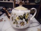 Gibson's Staffordshire England lustre teapot Apple Blossoms