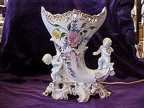 Hand painted italy lamp with cherubs