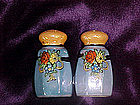 Lustre ware shakers