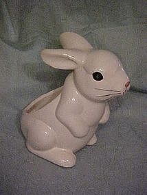 Rabbit planter