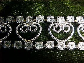 Rhinestone bracelet with heart  filigree