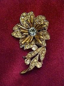 Vintage flower pin with rhinestones
