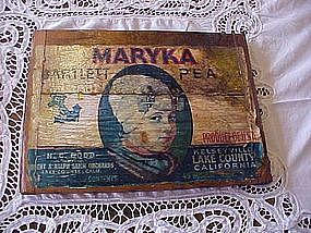 Maryka Bartlettt Pears, fruit crate box end