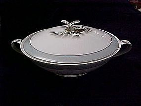 CBC China Japan, covered casserole, pinecone pattern