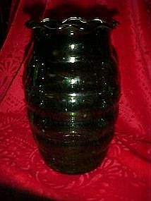 Whirly Twirly Anchor Hocking forest green vase (item #499082)