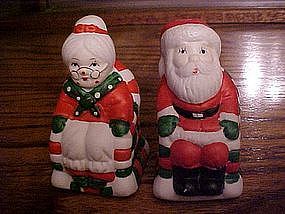 Mr.and Mrs Santa salt & pepper shakers