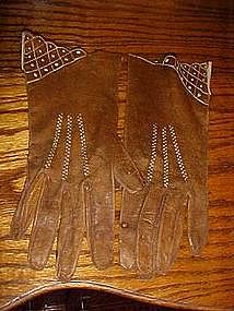 Vintage ladies soft leather gloves