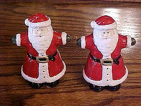 Santa Claus salt and pepper shakers