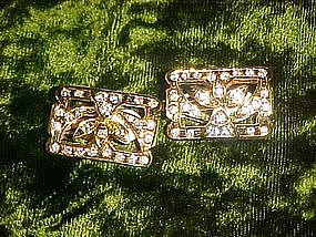 Nice goldtone rhinestone clip earrings