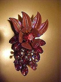 Large pink rhinestone flower pin, moveable