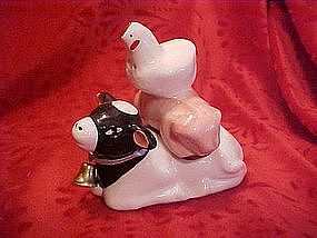 Cow with hen on a pig, salt and pepper shakers