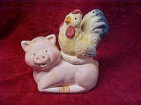 Rooster and pig salt and pepper shaker set