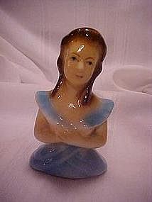 Pottery figural bust of victorian lady