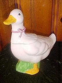 Lady white duck cookie jar