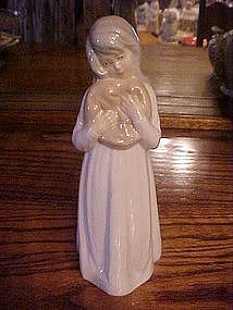 Lladro look girl with pillow figurine, Jango Spain