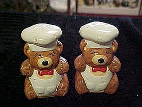 Little bear chef, salt and pepper shakers