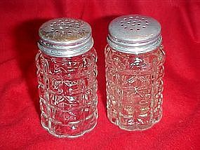 Waffle pattern salt and pepper shakers, Anchor Hocking