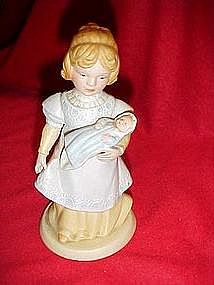 Avon, A Mothers Love, figurine