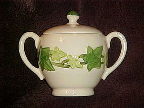 Franciscan ivy sugar bowl and lid, no green  trim