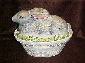 Large rabbit on a basket cookie jar casserole, lid only