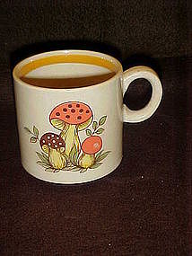 Sears and Roebuck merry mushroom stacking mugs